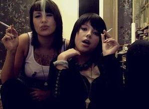 les国产另类在线观看,les题材作品在线观看指南